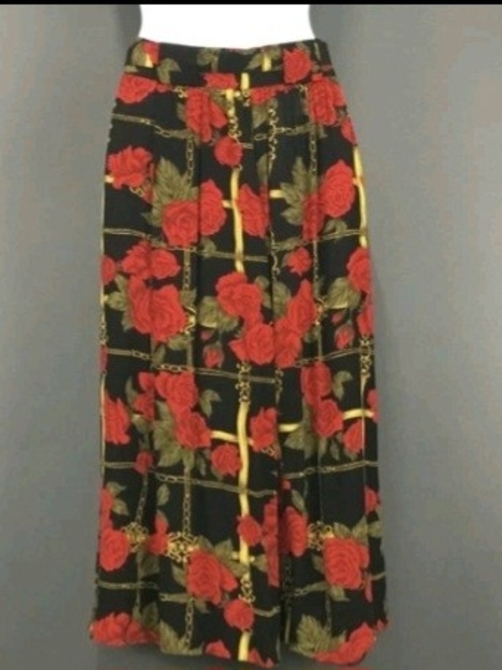 Evan-Picone Skirt Womens Plus Size 20W Black Red Rose Floral Gold Chain Print